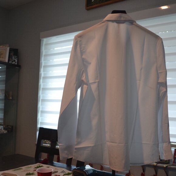 New Four way stretch white performance dress shirt. Size L. - Picture 4 of 6
